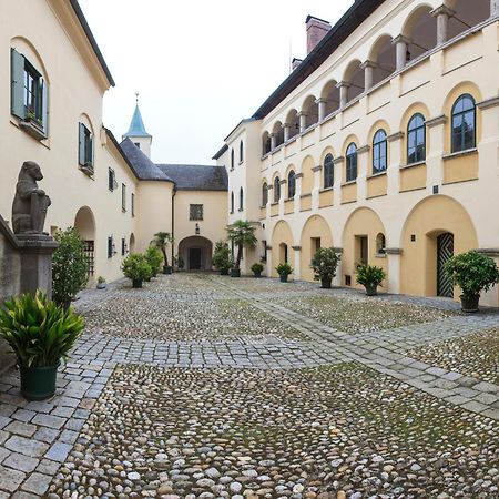 Fruhstuckshotel Scharinger Haag am Hausruck エクステリア 写真